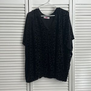 Oversized flowy velvet leopard shirt